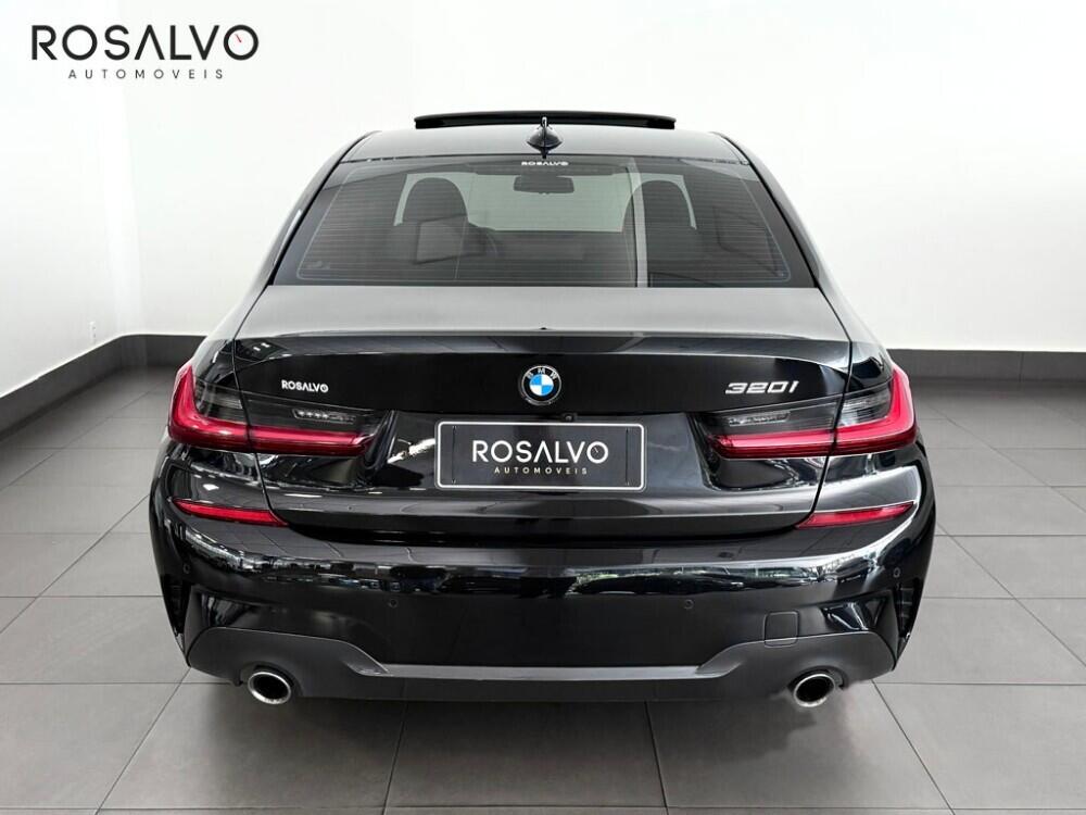 BMW 320i