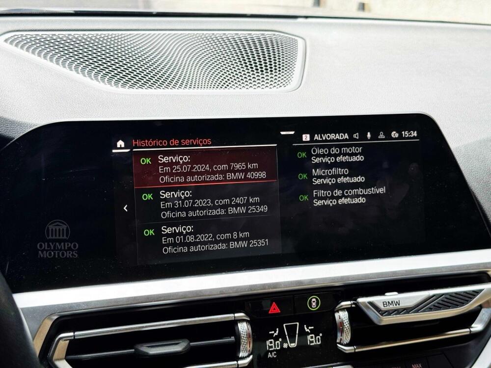 BMW 320i