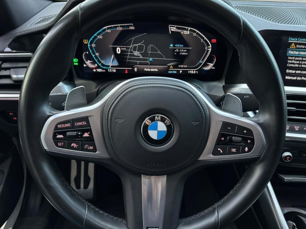 BMW 320i
