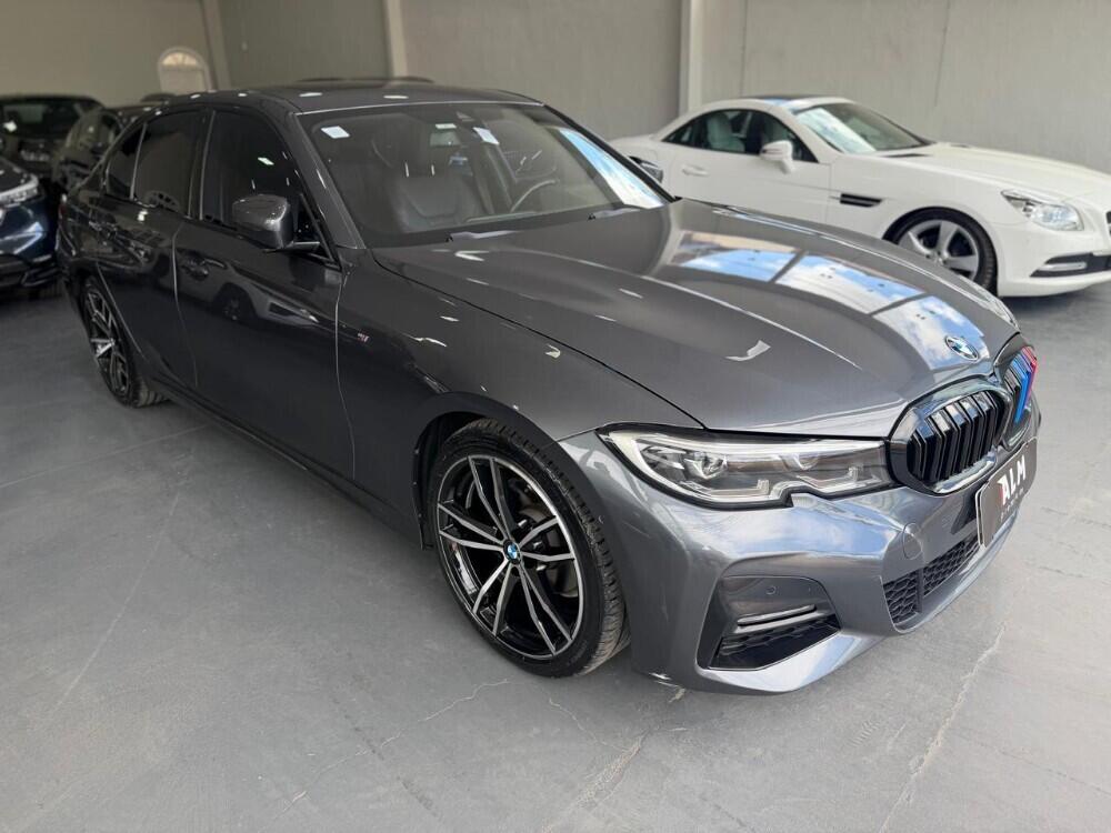 BMW 320i