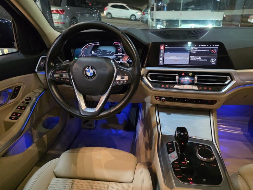BMW 320i