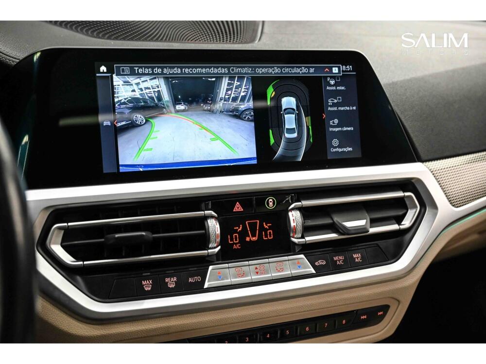 BMW 320i