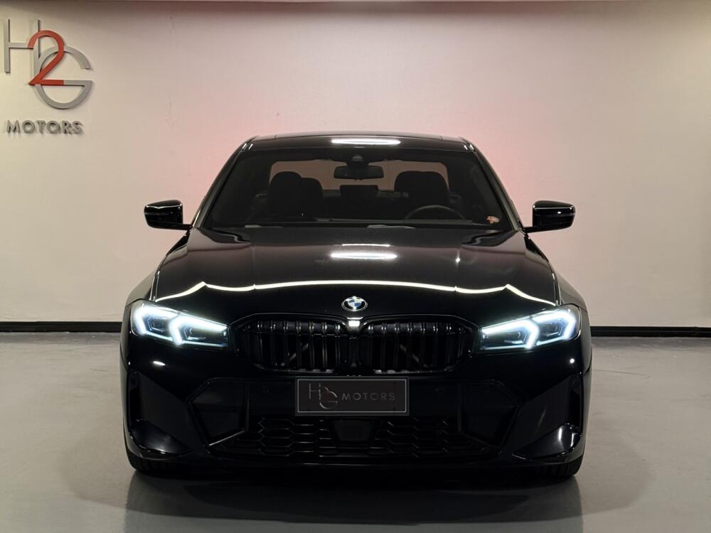 BMW 320i