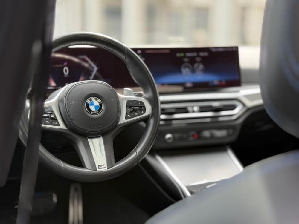 BMW 320i