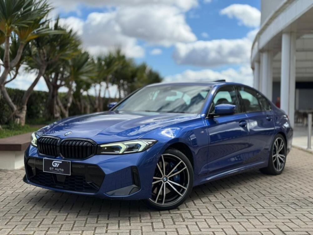BMW 320i