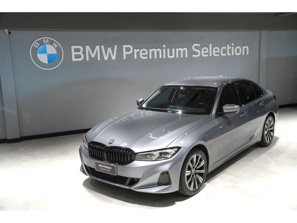 BMW 320i