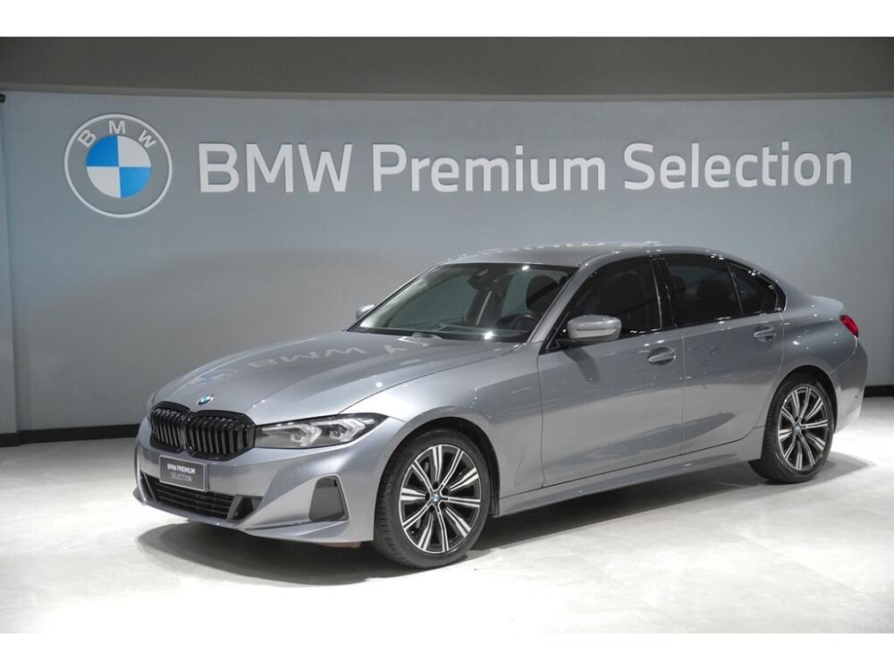BMW 320i