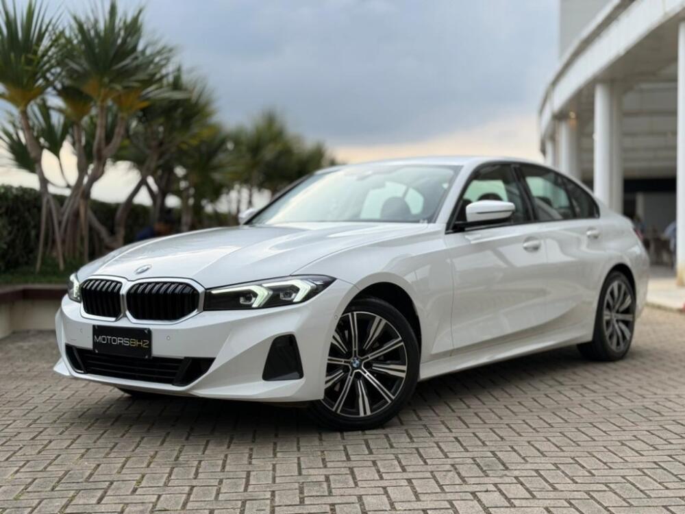 BMW 320i
