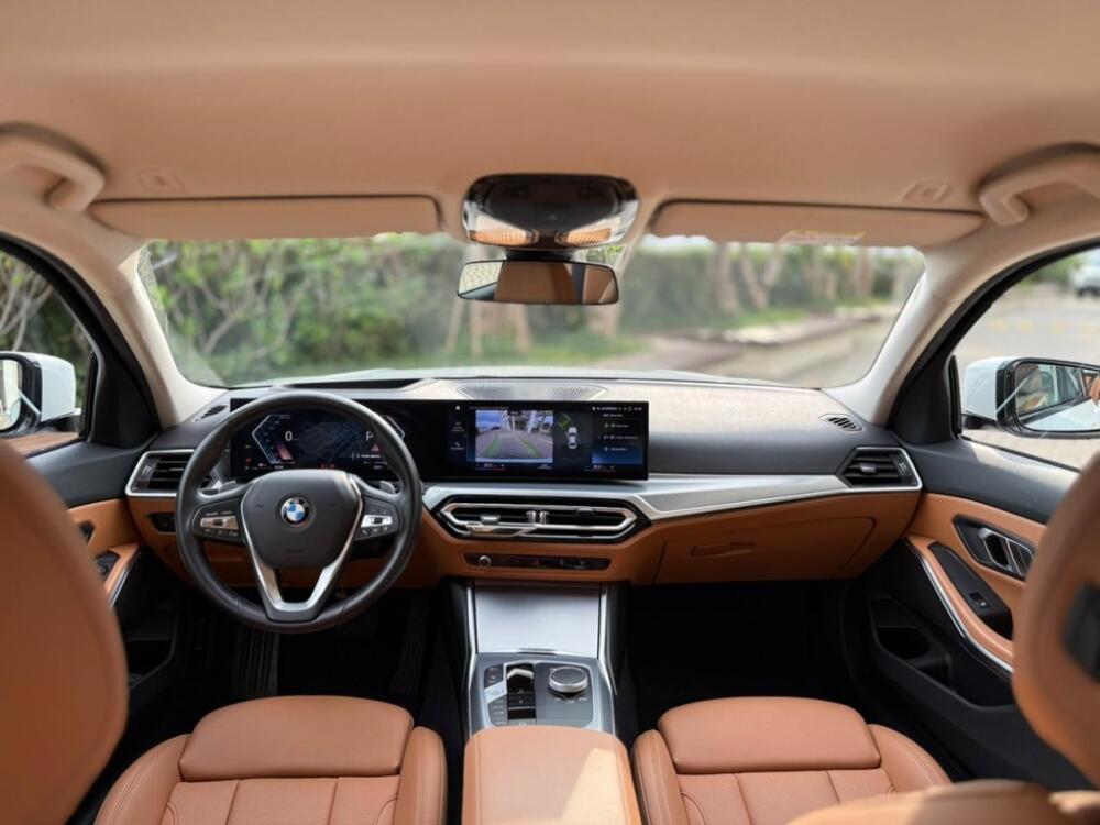 BMW 320i