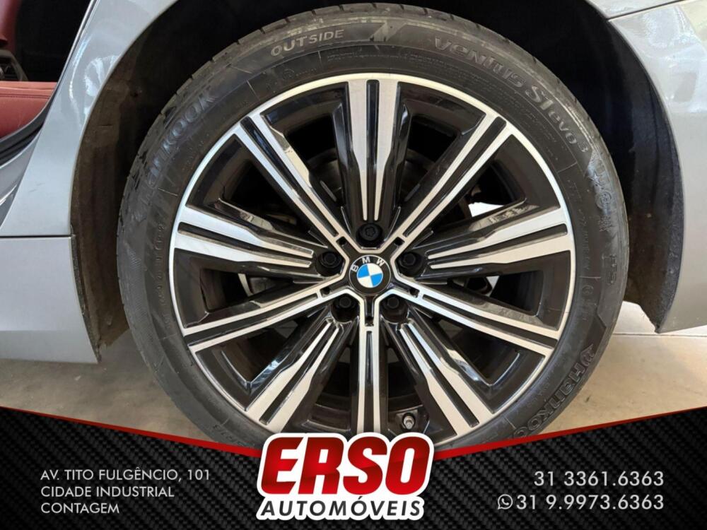 BMW 320i