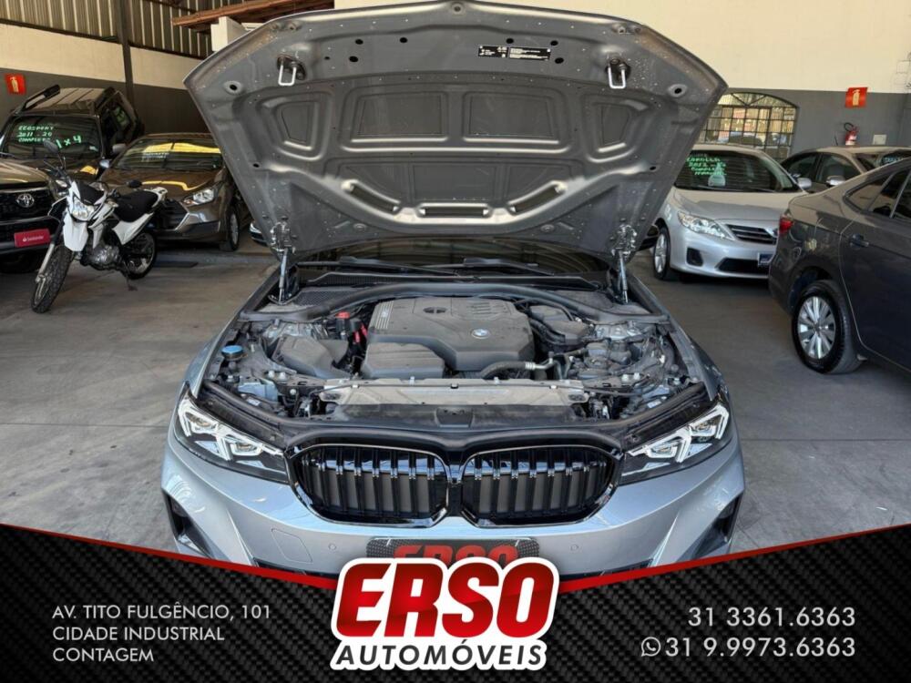 BMW 320i