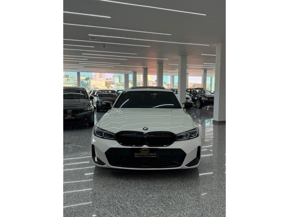 BMW 320i