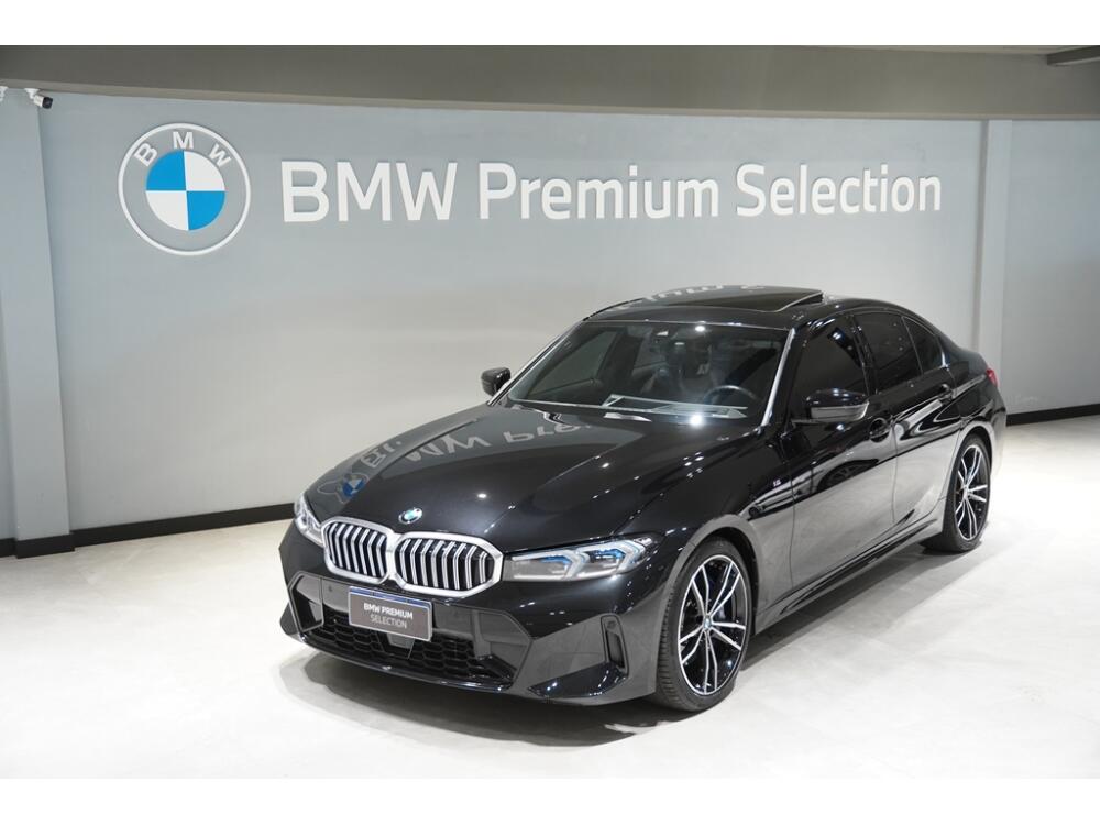 BMW 320i