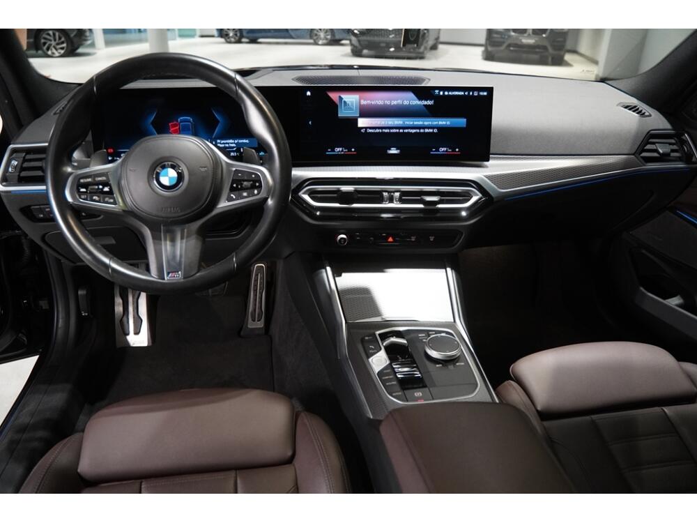 BMW 320i
