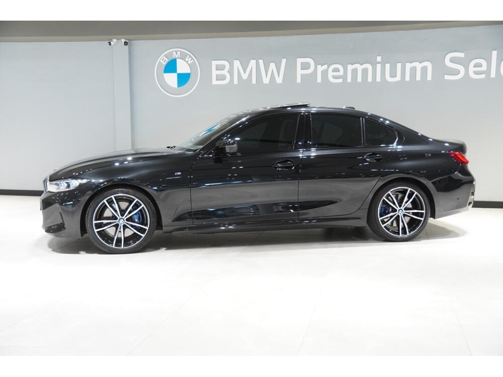 BMW 320i