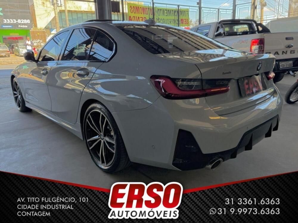 BMW 320i