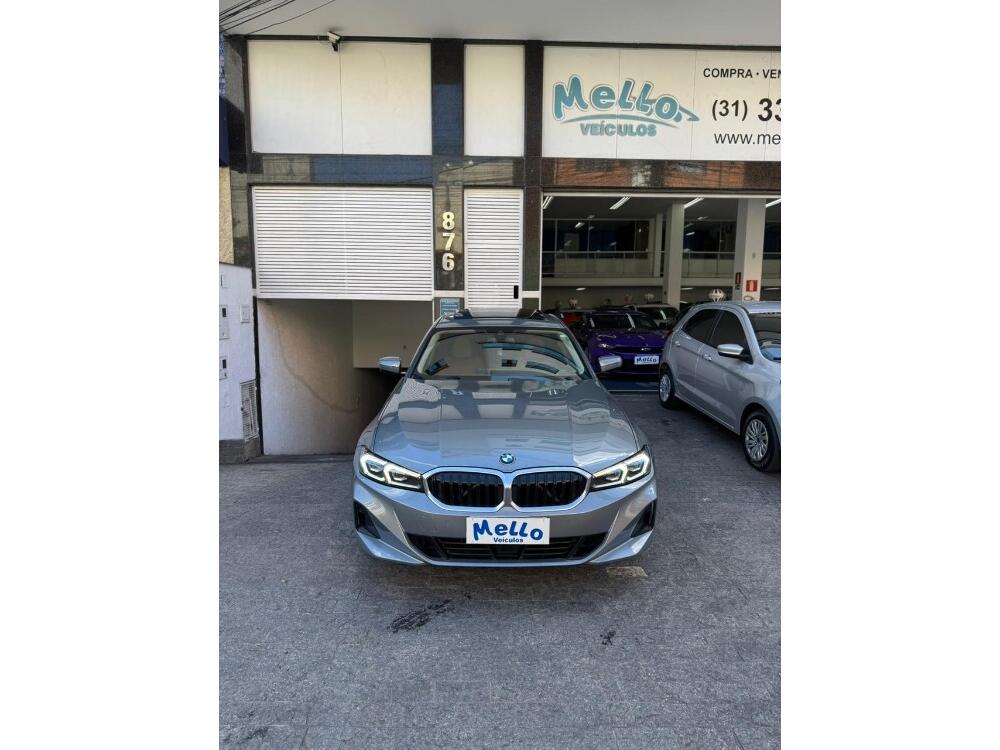 BMW 320i