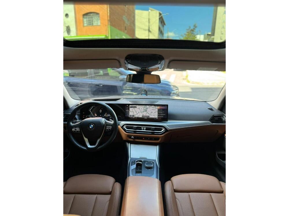 BMW 320i