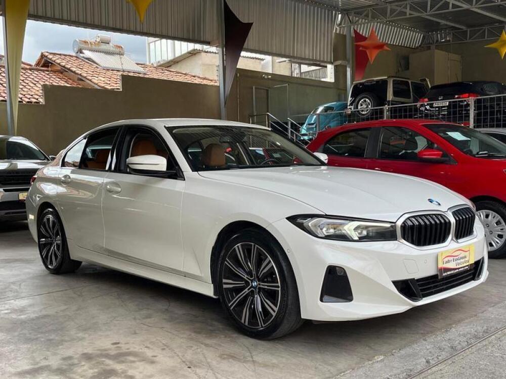 BMW 320i