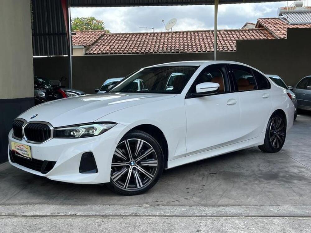 BMW 320i
