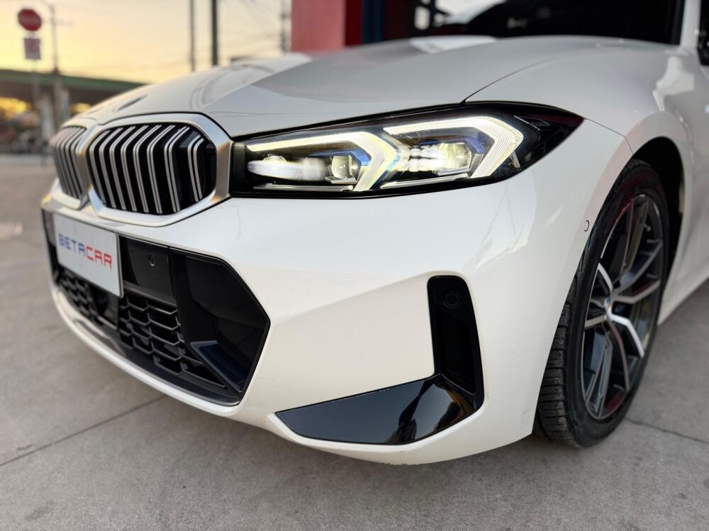 BMW 320i