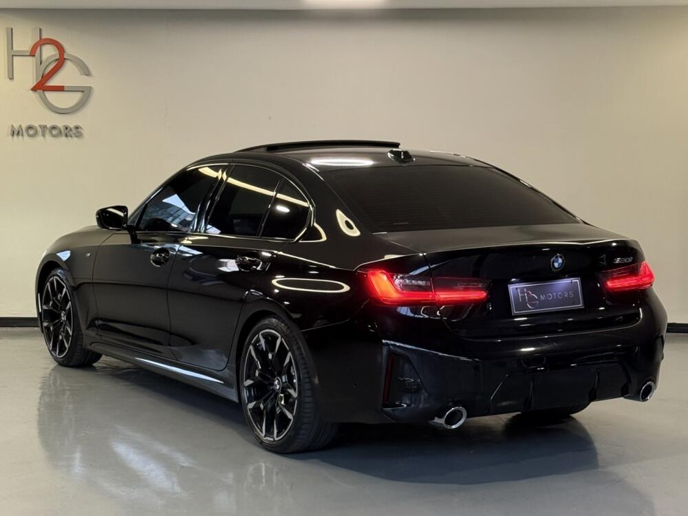 BMW 320i