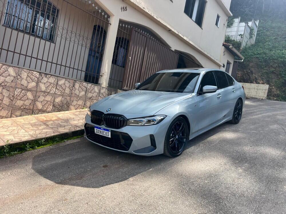 BMW 320i