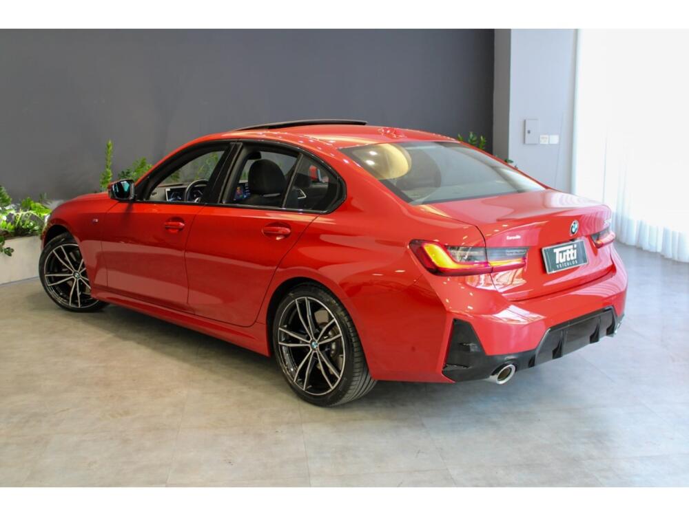 BMW 320i