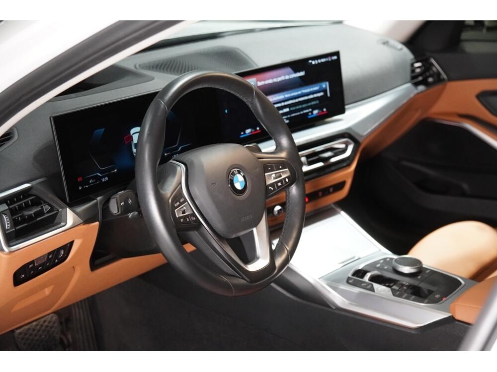 BMW 320i
