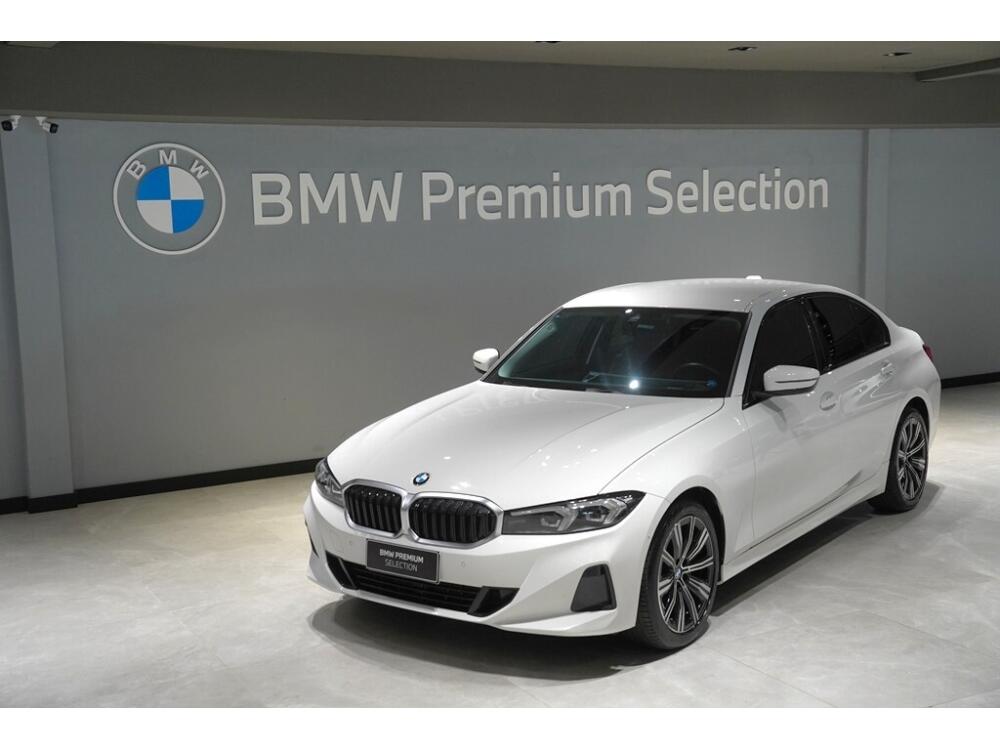 BMW 320i