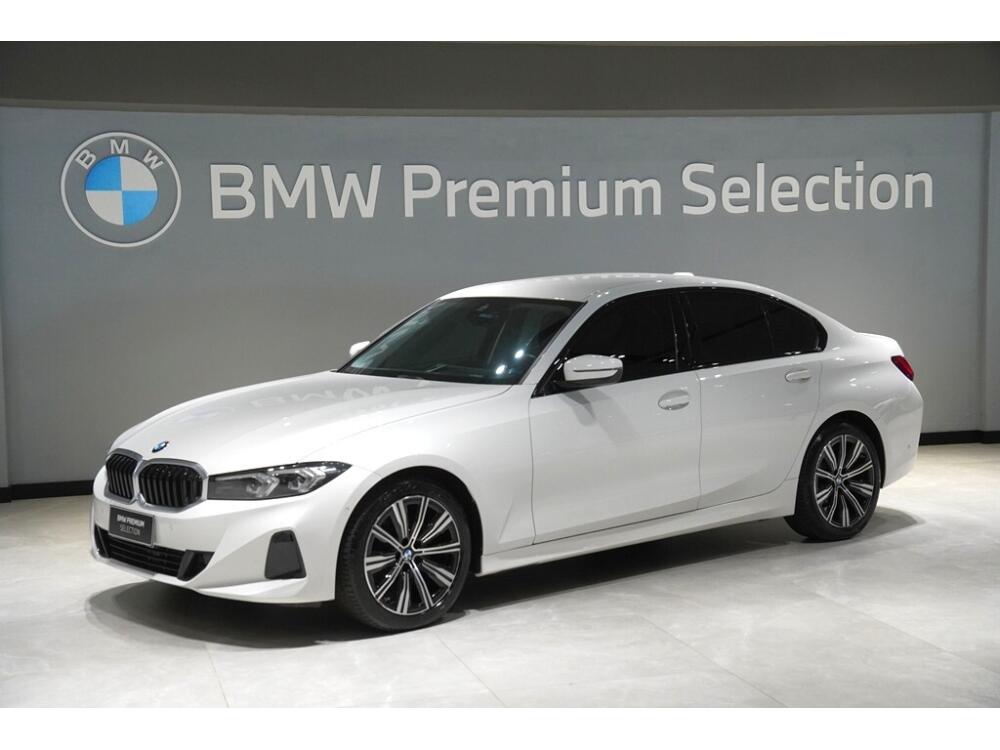 BMW 320i