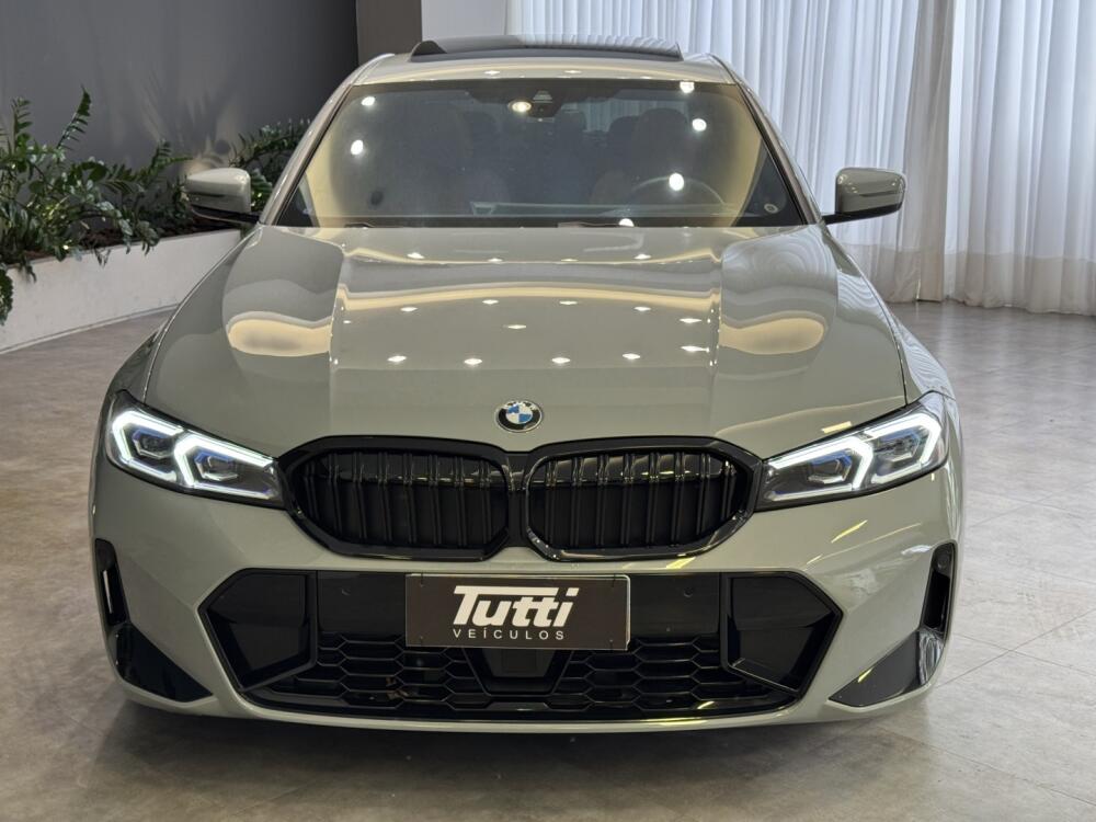 BMW 320i