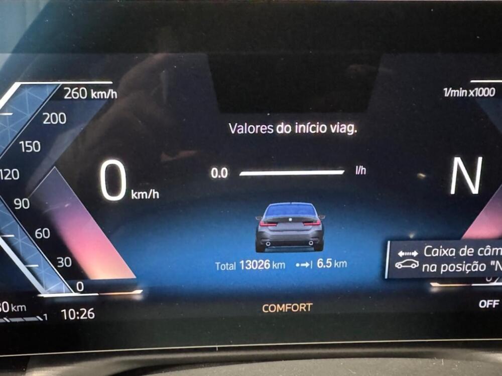 BMW 320i