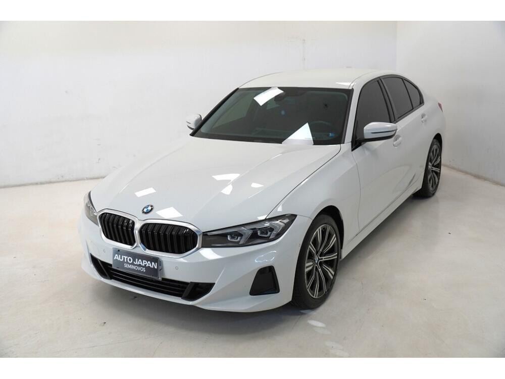 BMW 320i