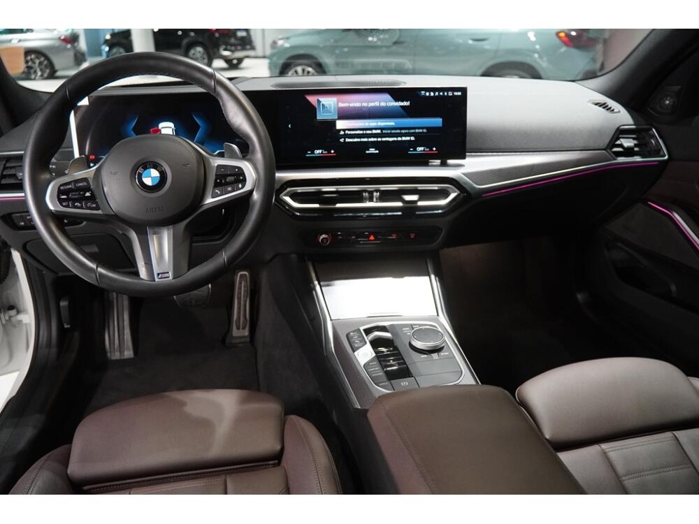 BMW 320i