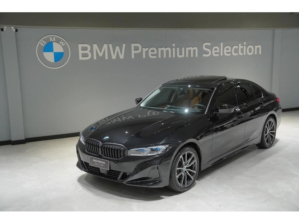 BMW 320i