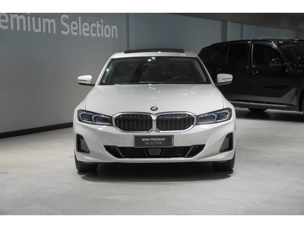 BMW 320i