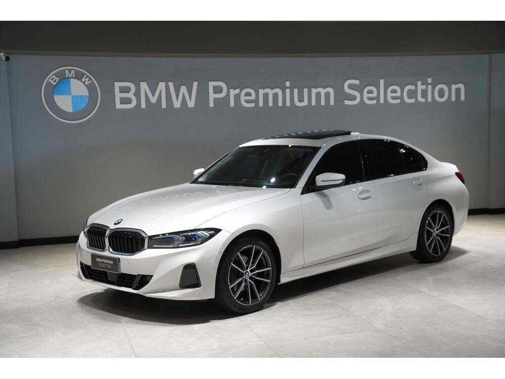 BMW 320i