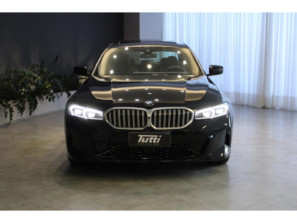 BMW 320i