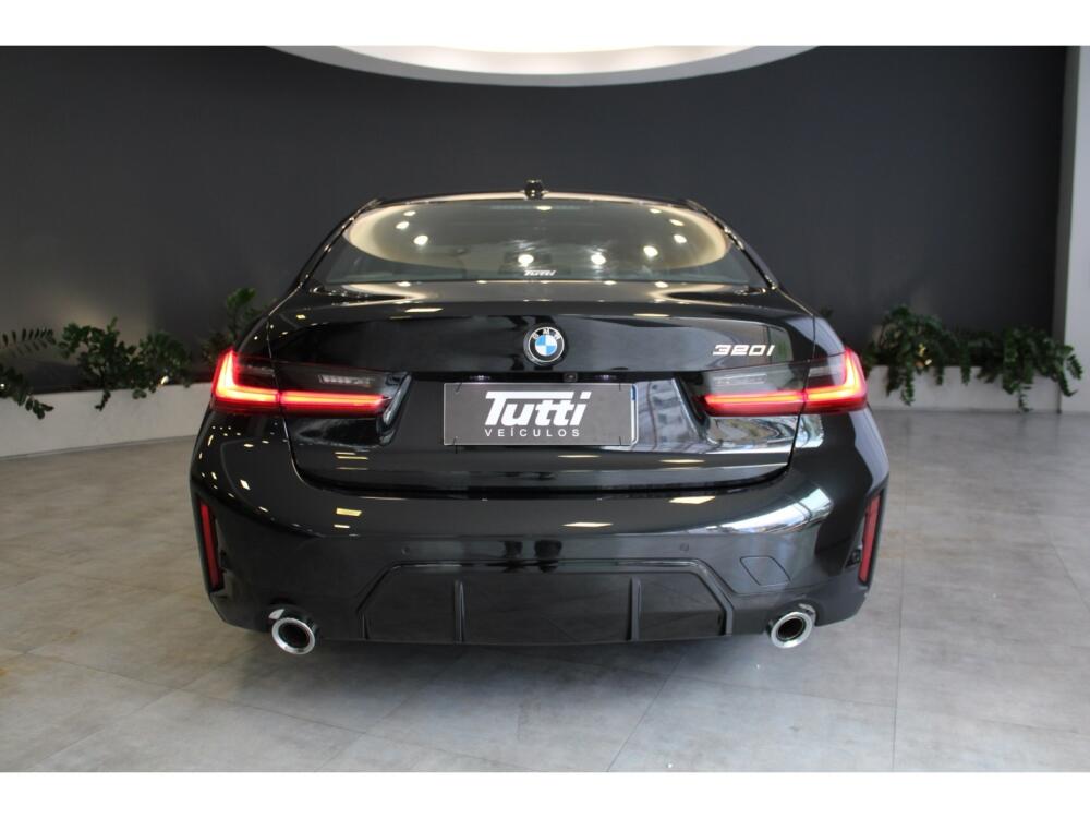 BMW 320i