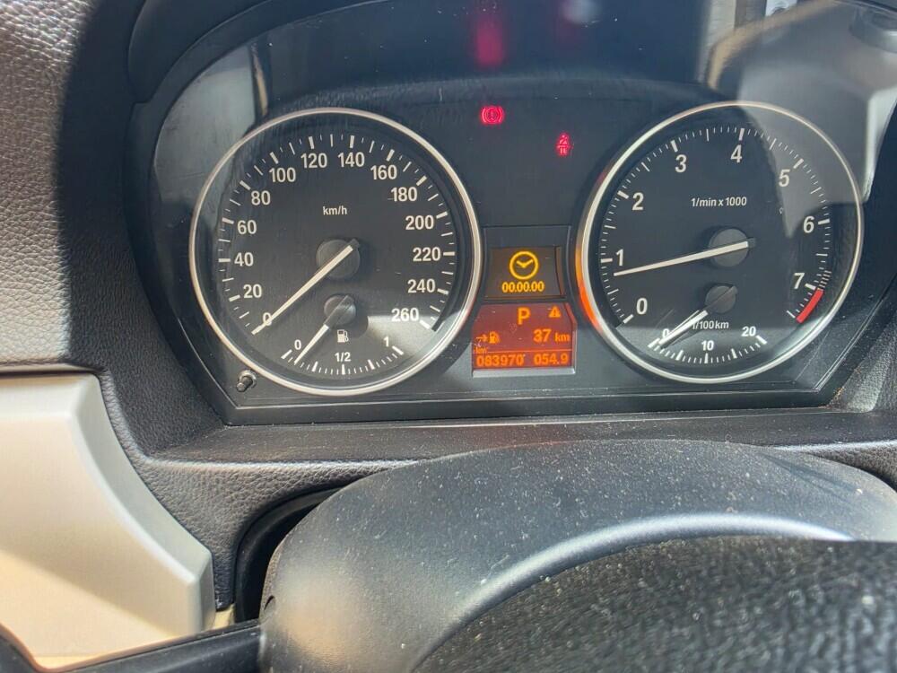 BMW 325i