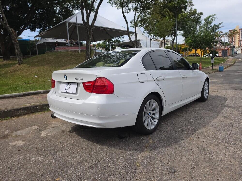 BMW 325i
