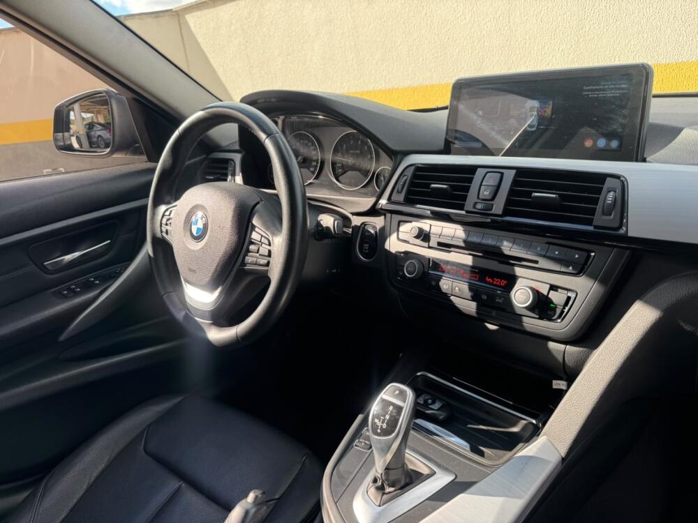 BMW 328i