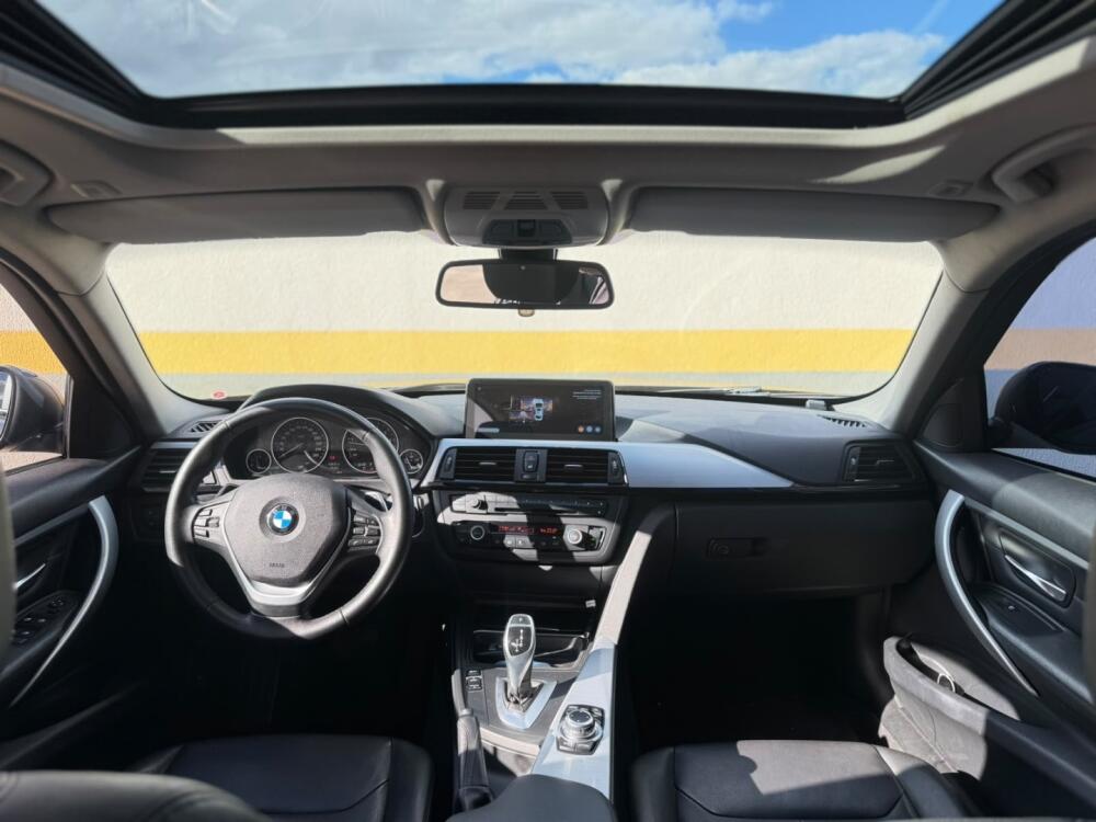 BMW 328i