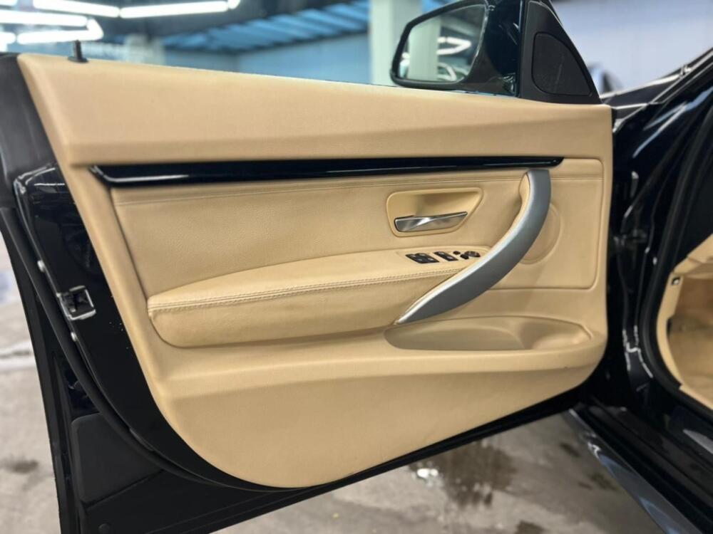 BMW 328i