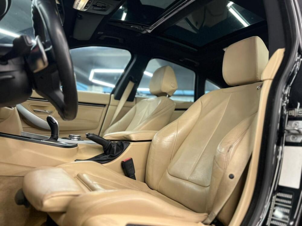 BMW 328i