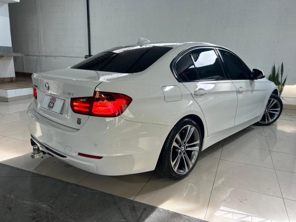 BMW 328i