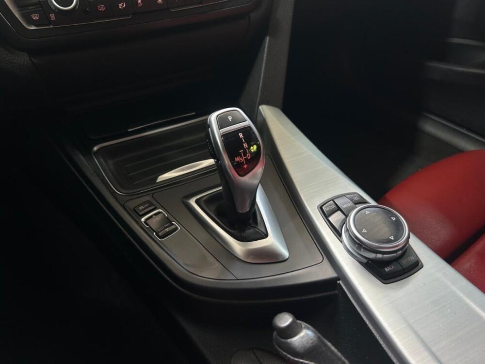 BMW 328i