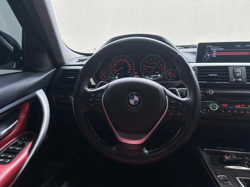 BMW 328i