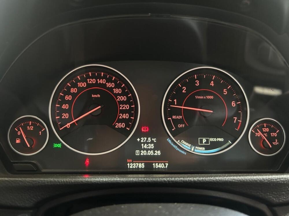 BMW 328i